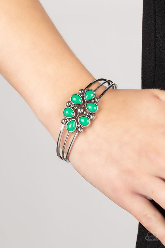 Taj Mahal Meadow - Green Paparazzi Bracelet