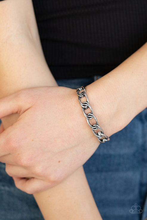 Paparazzi  LINK Tank - Silver  Bracelet