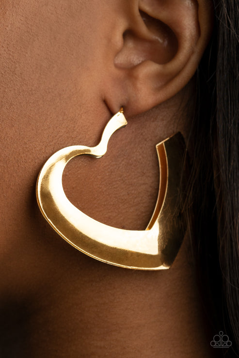 Paparazzi  Heart-Racing Radiance - Gold  Earrings