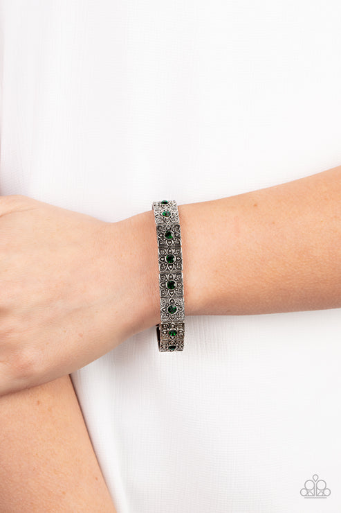 Paparazzi  Venetian Valentine - Green  Bracelet