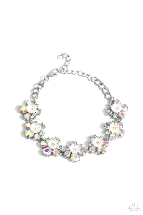 Paparazzi  Floral Frenzy - White  Bracelet