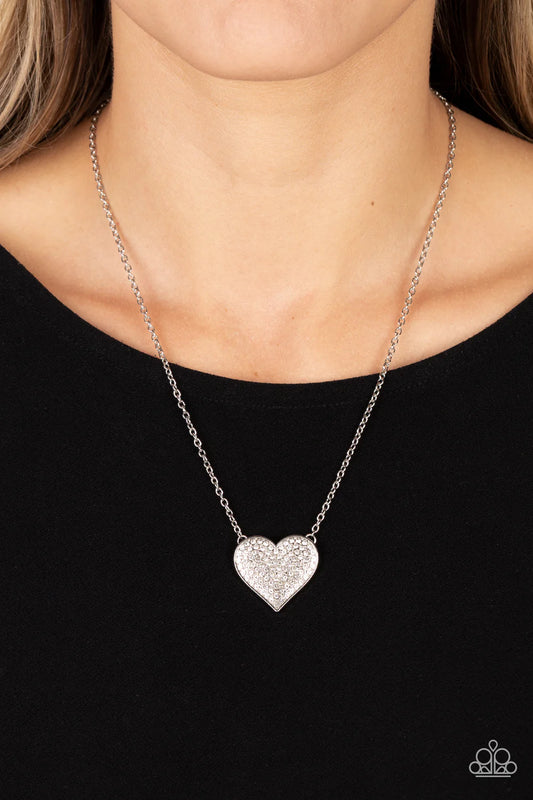 PAPARAZZI "SPELLBINDING SWEETHEART" WHITE NECKLACE