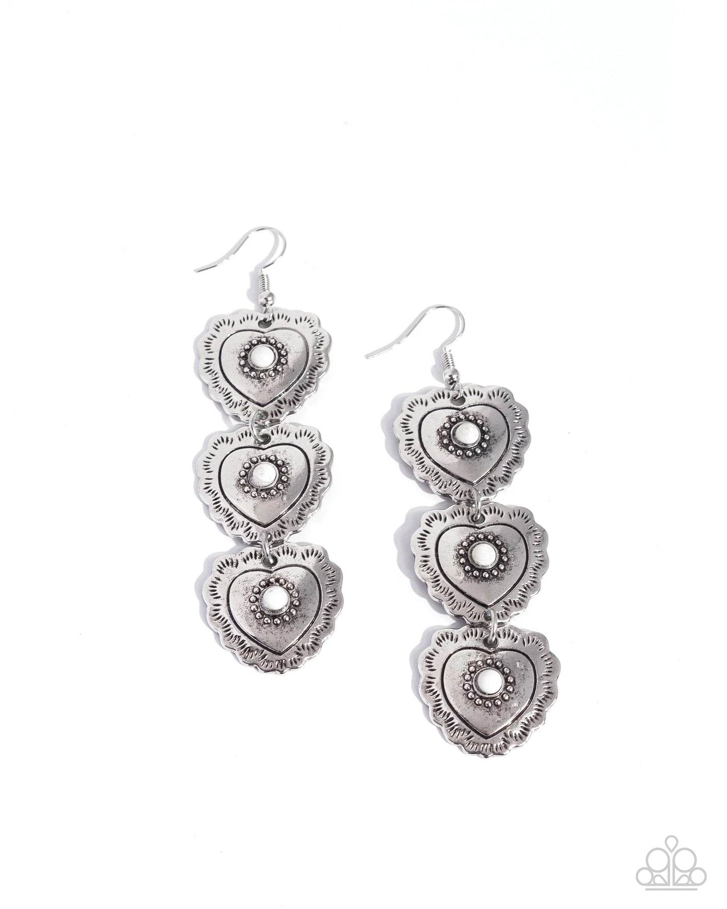 Paparazzi Vintage Allure - White Earrings