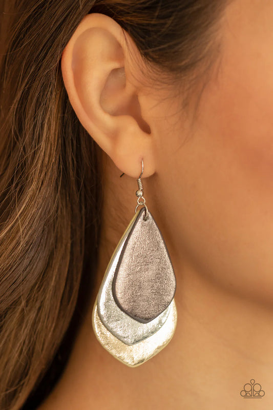 Paparazzi GLISTEN Up! - Silver Earrings