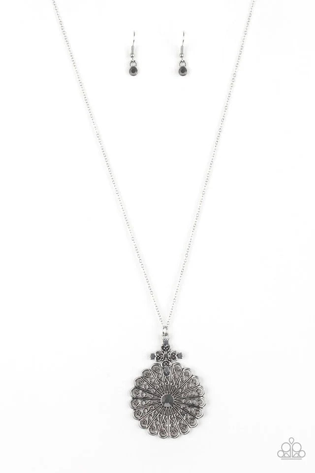 Paparazzi Walk On The WILDFLOWER Side - Silver Necklace