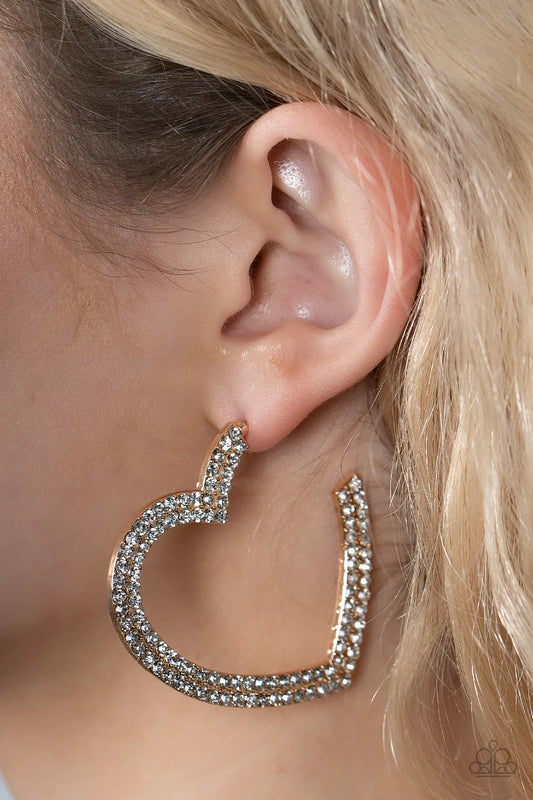 PAPARAZZI "AMORE TO LOVE" GOLD POST EARRINGS