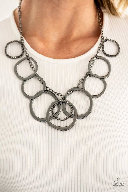 Paparazzi Necklace ~ Dizzy With Desire - Black