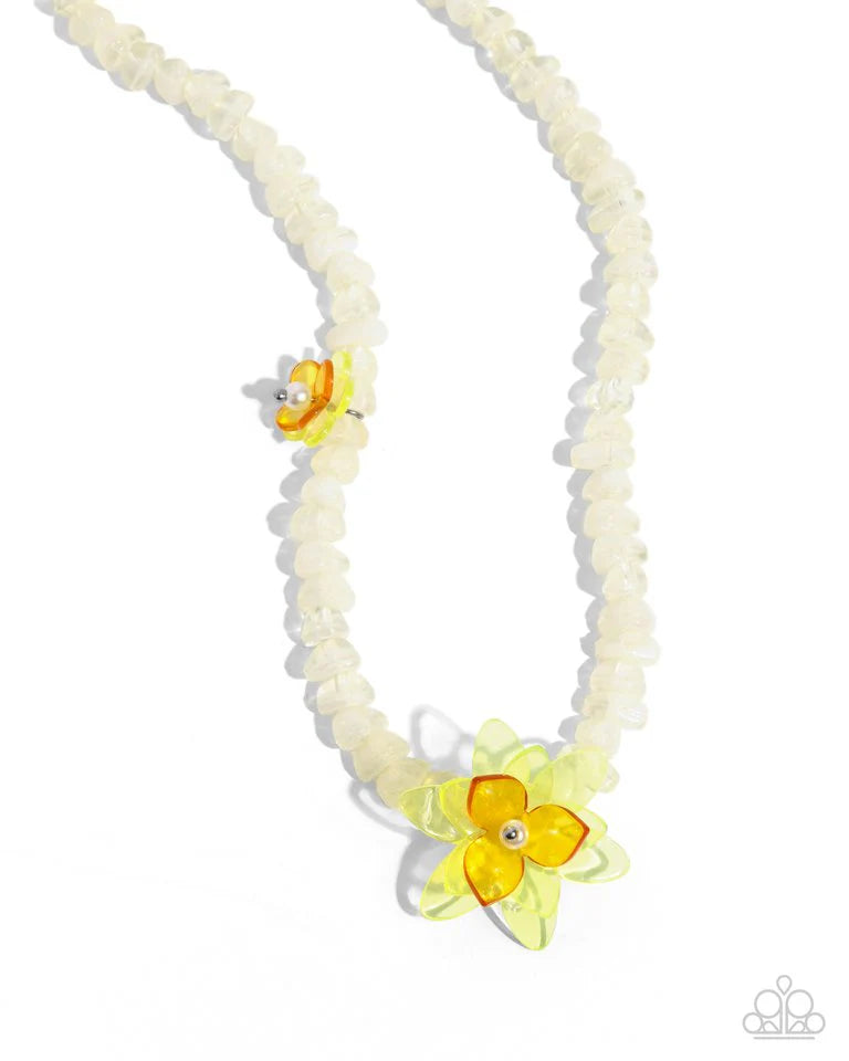 Paparazzi Necklace ~ Malibu Master - Yellow