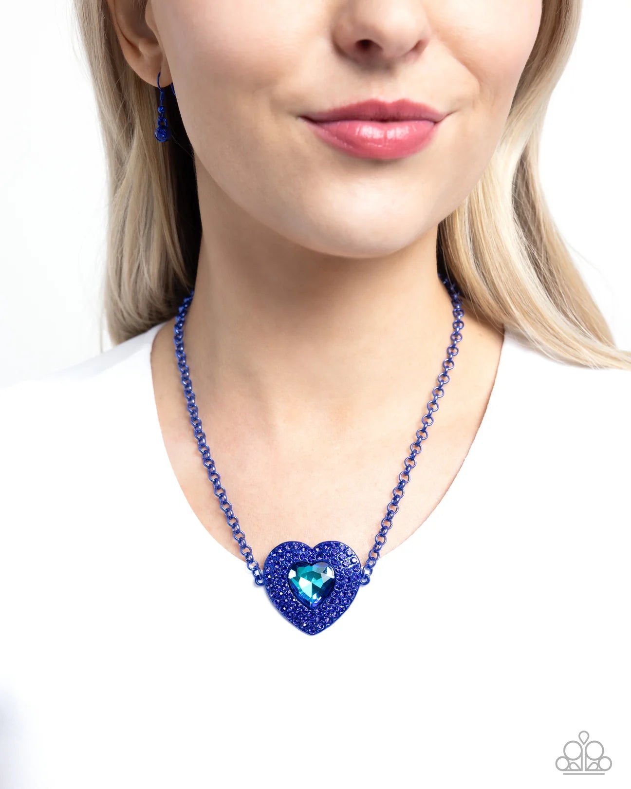 PAPARAZZI "LOCKET LEISURE" BLUE NECKLACE