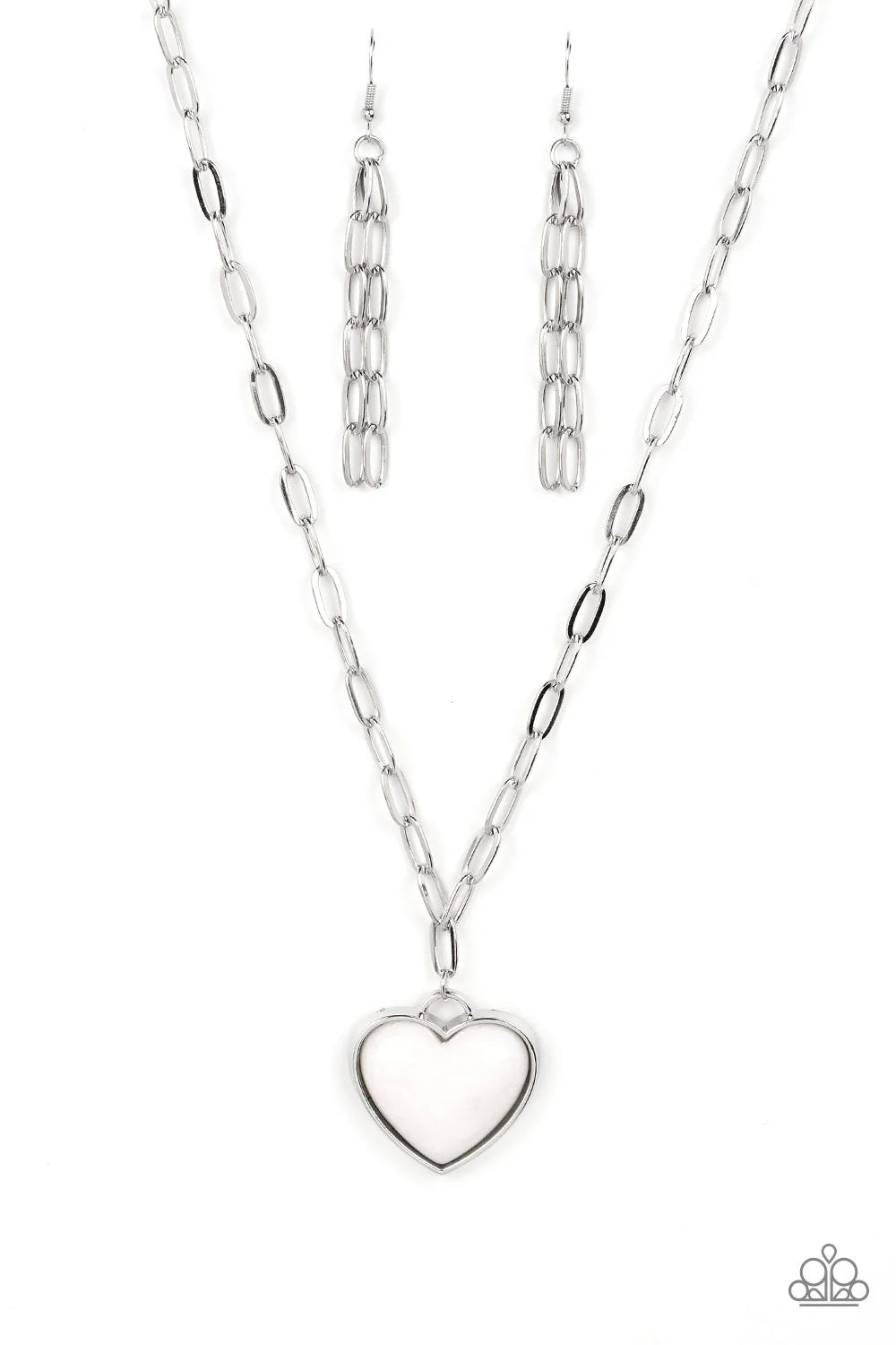 PAPARAZZI "EVERLASTING ENDEARMENT" WHITE NECKLACE