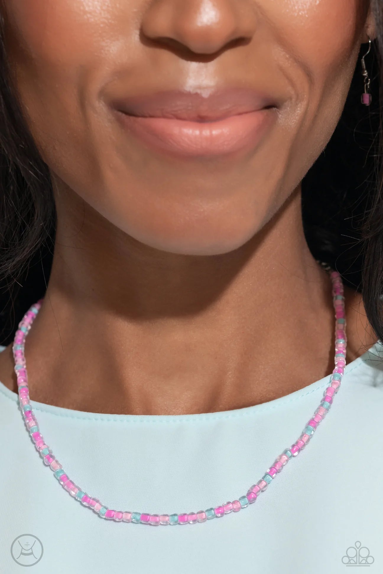 PAPARAZZI "COLORFULLY GLASSY" PINK CHOKER NECKLACE