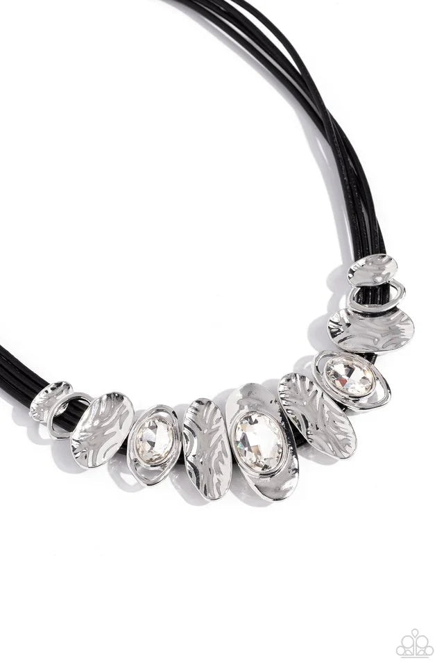 Paparazzi Necklace ~ Sliding Splendor - Black