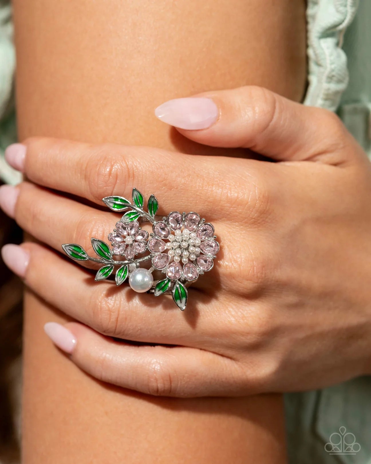 PAPARAZZI "BUDDING BLING" PINK RING