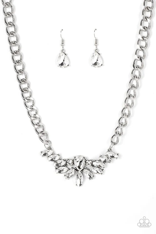 Paparazzi Necklace ~ Come at Me - White