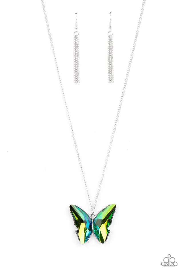 Paparazzi Necklace ~ The Social Butterfly Effect - Green