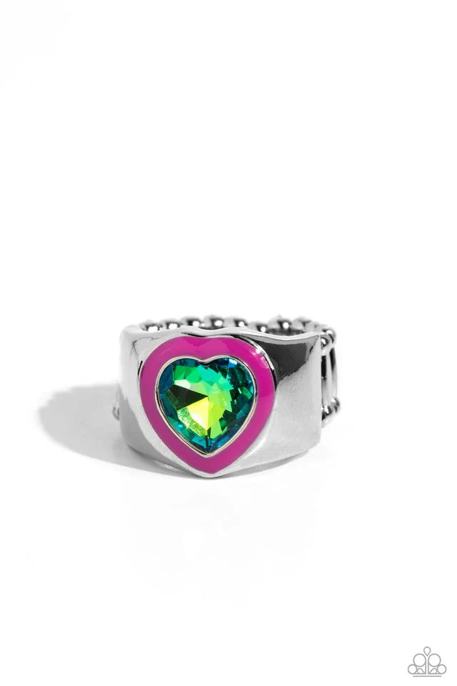 Paparazzi Ring ~ Fond Regard - Pink