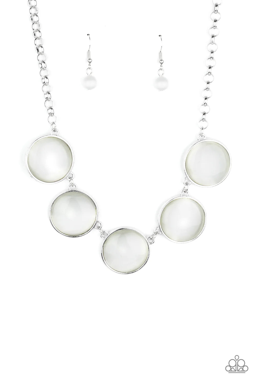 PAPARAZZI "ETHEREAL ESCAPE" WHITE NECKLACE