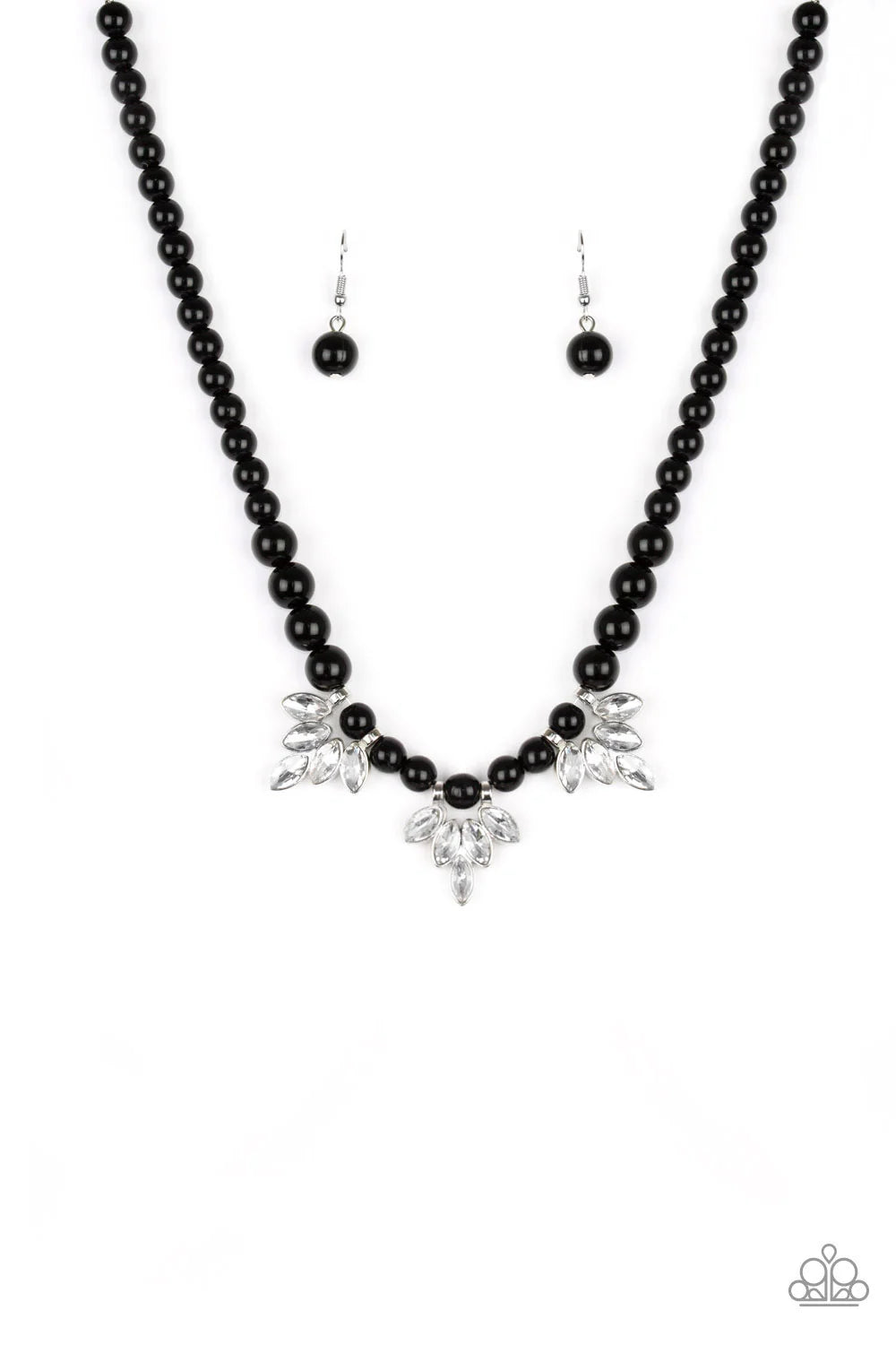 PAPARAZZI VINTAGE VAULT "SOCIETY SOCIALITE" BLACK NECKLACE