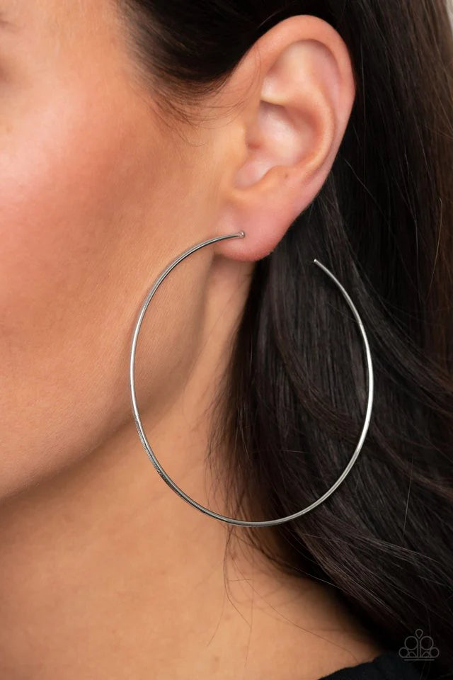 Paparazzi Earring ~ Very Curvaceous - Silver