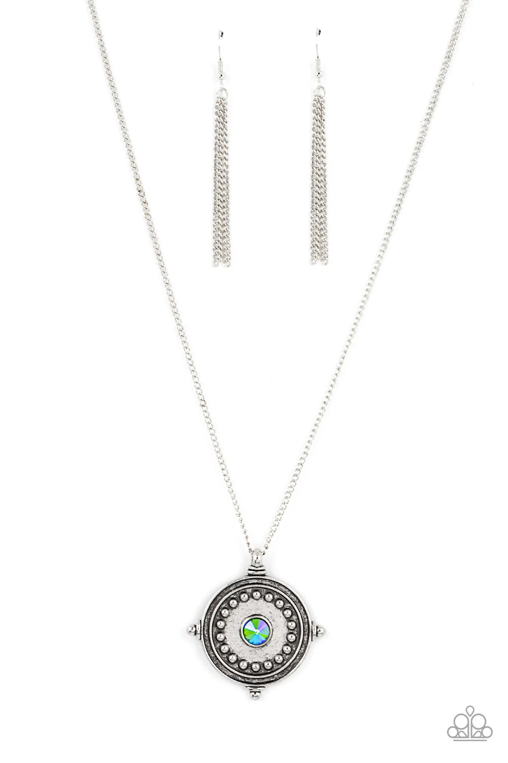 PAPARAZZI "COMPASS COMPOSURE" GREEN NECKLACE