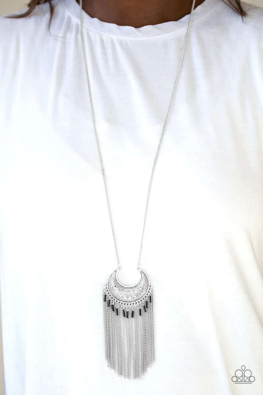 PAPARAZZI  "DESERT COYOTE" BLACK NECKLACE