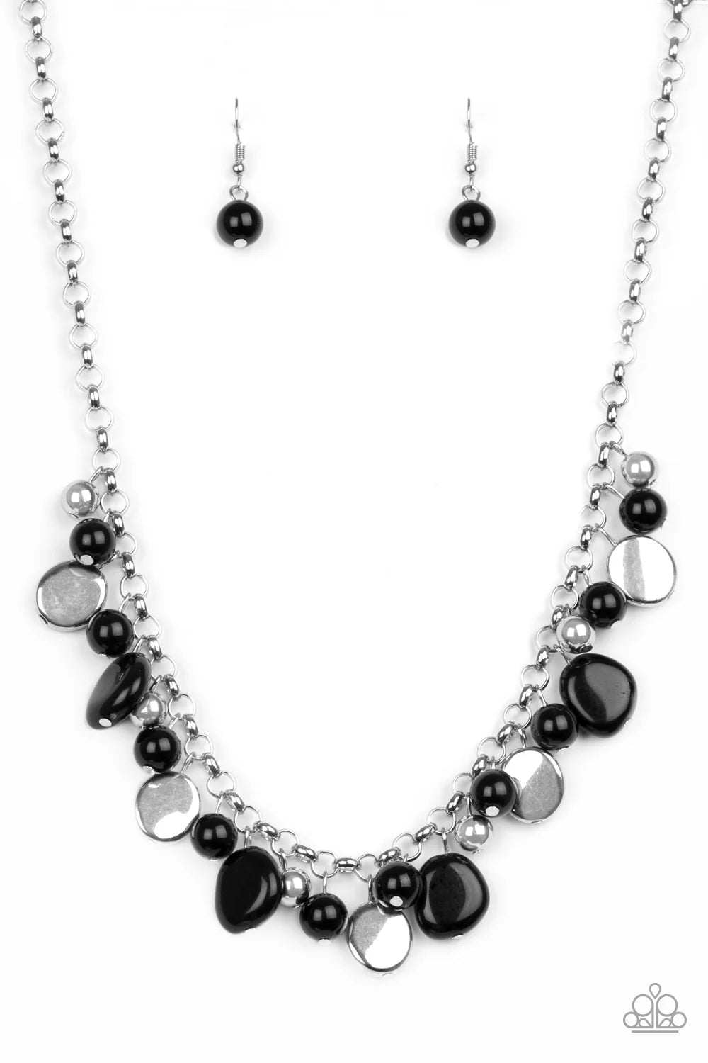 PAPARAZZI  "FLIRTATIOUSLY FLORIDA" BLACK NECKLACE