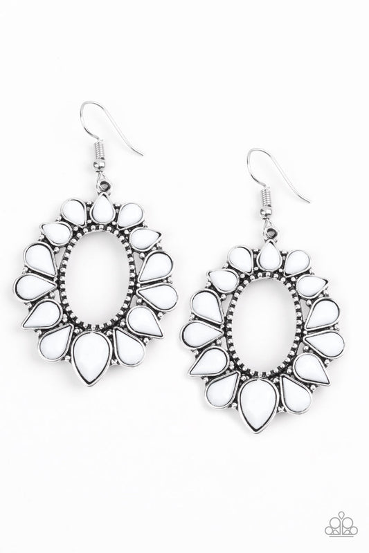 Paparazzi Accessories Fashionista Flavor White Earrings